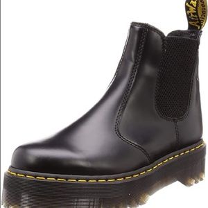 Doc Martens 2976 Platform Chelsea Boot